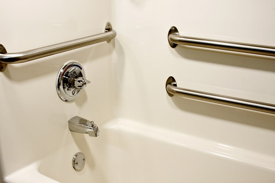 Safety Checklist for Your Senior’s Bath and Shower